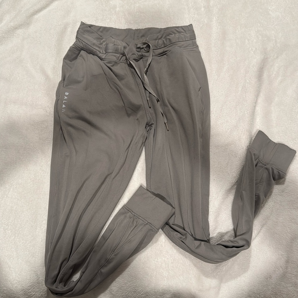 Balance Athletica joggers